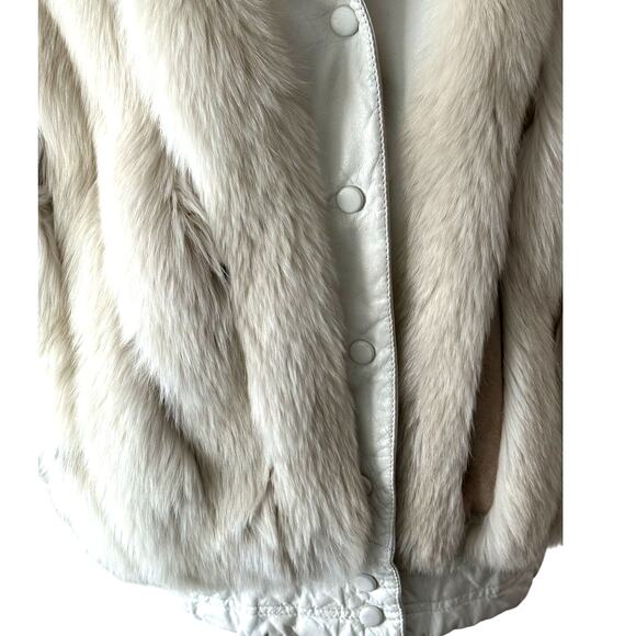 Saga Fox Luxurious Natural Silver Fox Fur Vintage Vest/Jacket Casual Fun Elegant - Picture 9 of 16